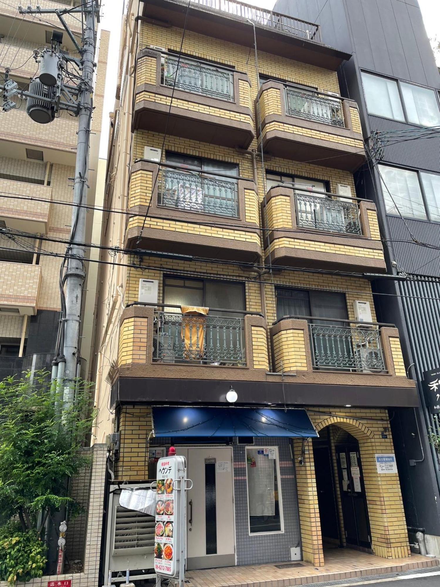 Multi Nipponbashi 32 Apartment